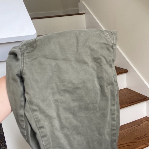 JCREW chino style 32x30 olive green! Great condition - Picture 3 of 3